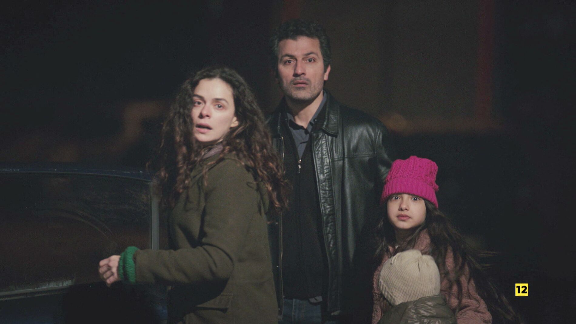 Bahar intenta escapar de Sarp con Arif, m&aacute;xima tensi&oacute;n en 'Mujer'