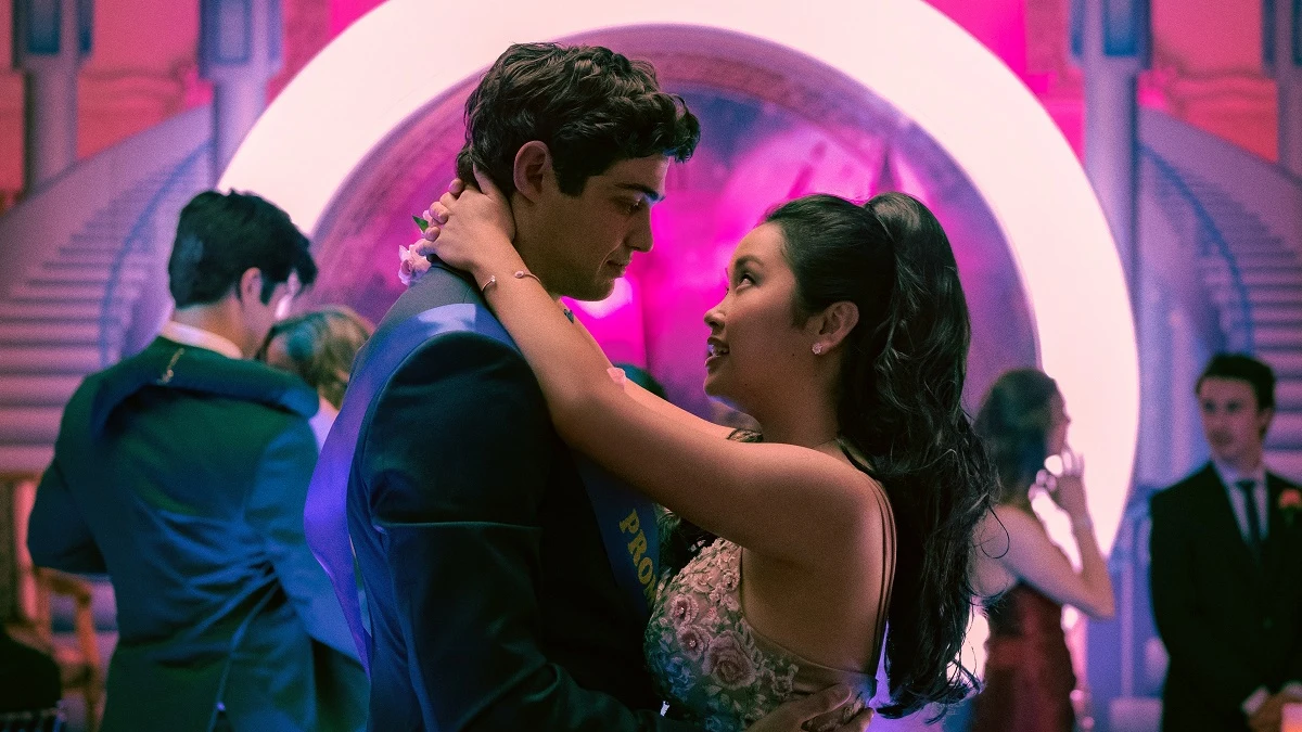 Noah Centineo y Lana Condor en 'A todos los chicos: Para siempre'