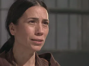 Manolita, ante la confesión más dura de su vida: descubrirá toda la verdad sobre la muerte de su hija Manolita, ante la confesión más dura de su vida: descubrirá toda la verdad sobre la muerte de su hija