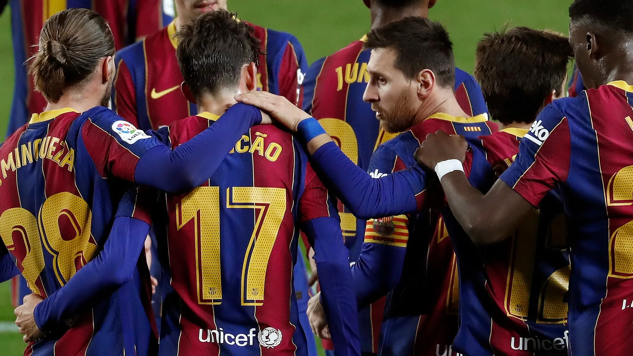 Los jugadores del Barcelona celebran un gol Los jugadores del Barcelona celebran un gol