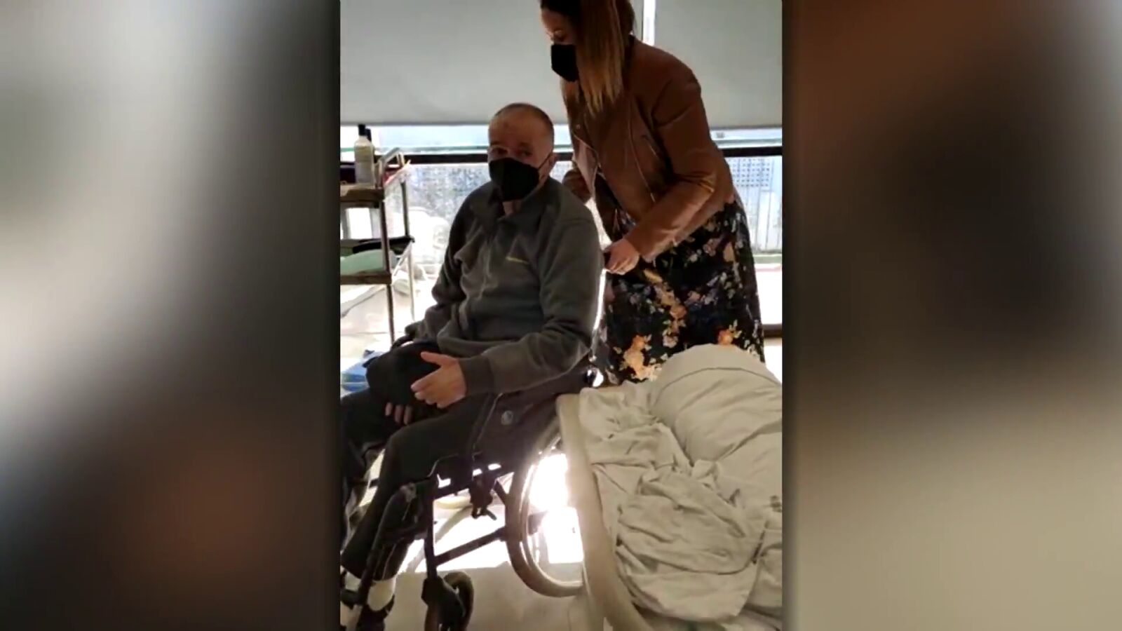 El alta más emocionante de la pandemia: Antonio vence al coronavirus tras 324 días hospitalizado