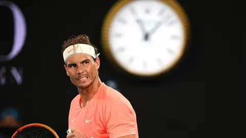 Nadal pasa a cuartos en el Open de Australia Nadal pasa a cuartos en el Open de Australia