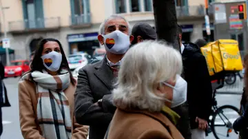 El candidato de Ciudadanos a la presidencia de la Generalitat, Carlos Carrizosa, y la presidenta del partido, Inés Arrimadas El candidato de Ciudadanos a la presidencia de la Generalitat, Carlos Carrizosa, y la presidenta del partido, Inés Arrimadas