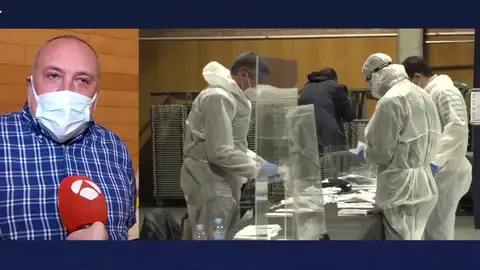 Así han vivido las elecciones catalanas los miembros de las mesas: "A partir de las 19:00h ha venido poca gente por miedo" Así han vivido las elecciones catalanas los miembros de las mesas: "A partir de las 19:00h ha venido poca gente por miedo"