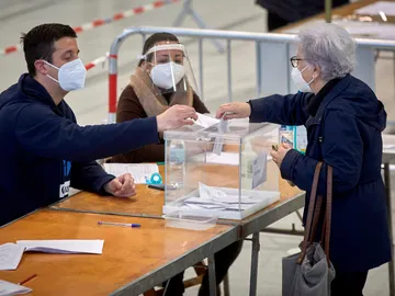 Los mercados se convierten en centros electorales por primera vez en las elecciones de Cataluña 2021 Los mercados se convierten en centros electorales por primera vez en las elecciones de Cataluña 2021