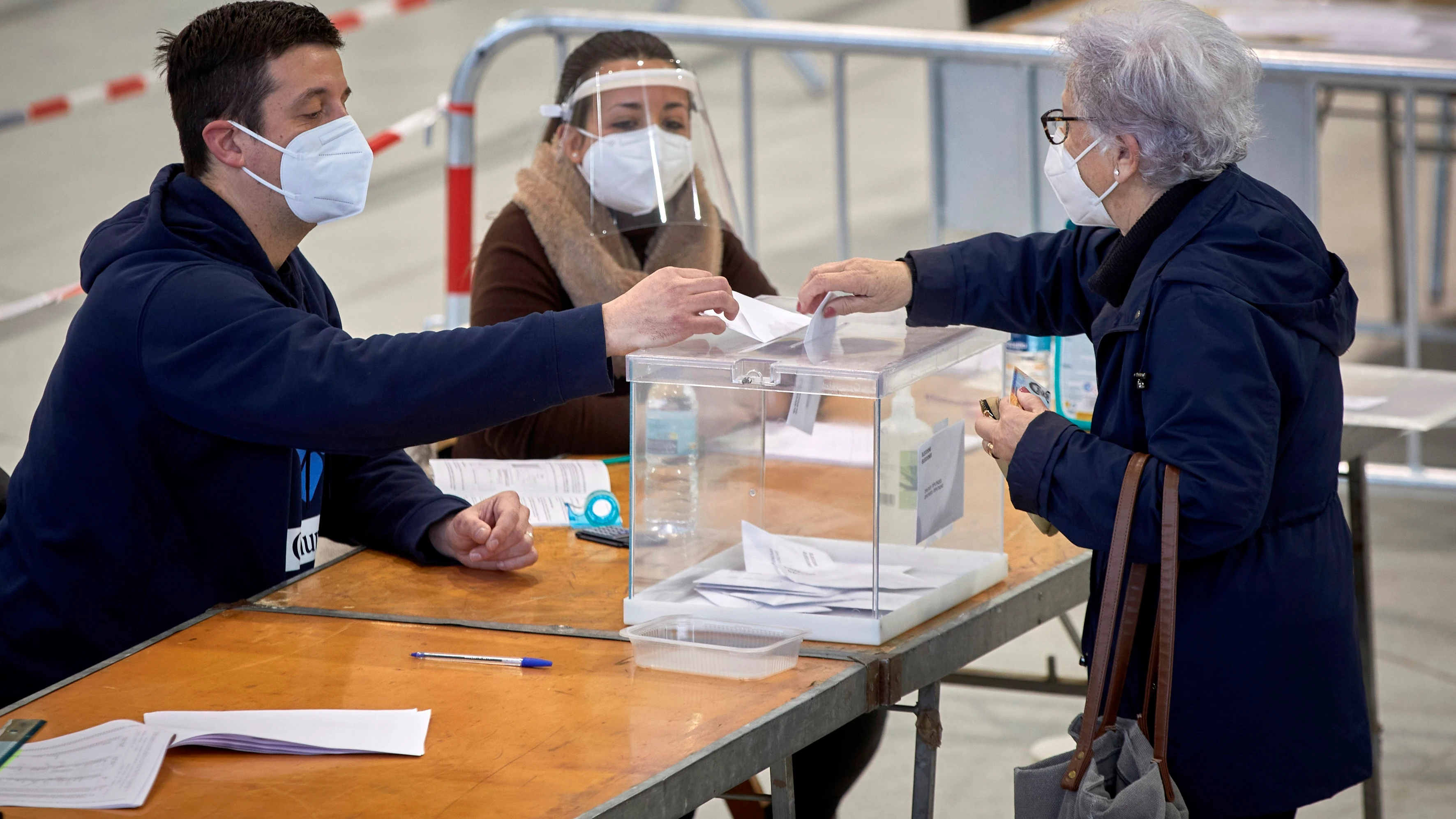 Los mercados se convierten en centros electorales por primera vez en las elecciones de Catalu&ntilde;a 2021