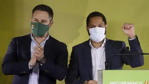 Quién es Julia, la niña a la que Abascal ha dedicado el buen resultado de Vox en las elecciones catalanas Quién es Julia, la niña a la que Abascal ha dedicado el buen resultado de Vox en las elecciones catalanas