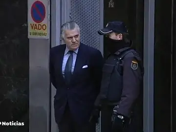 El juicio a Luis Bárcenas podría volver a retrasarse por la hospitalización por coronavirus del acusado Cristóbal Páez El juicio a Luis Bárcenas podría volver a retrasarse por la hospitalización por coronavirus del acusado Cristóbal Páez