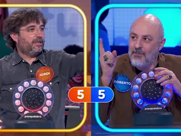 El pique entre Roberto Álamo y Jordi Évole se zanja al ritmo de ‘Proud Mary’ El pique entre Roberto Álamo y Jordi Évole se zanja al ritmo de ‘Proud Mary’