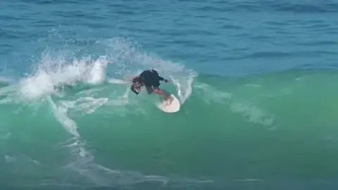 Austin Keen, el número 1 del mundo en skimboarder: el espectacular deporte que mezcla skate y surf Austin Keen, el número 1 del mundo en skimboarder: el espectacular deporte que mezcla skate y surf
