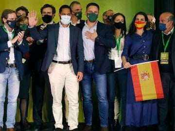 Los miembros de Vox celebran los resultados en las elecciones catalanas