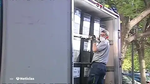 La Comunidad Valenciana quiere eliminar los residuos sanitarios y que las cementeras los usen como combustible La Comunidad Valenciana quiere eliminar los residuos sanitarios y que las cementeras los usen como combustible