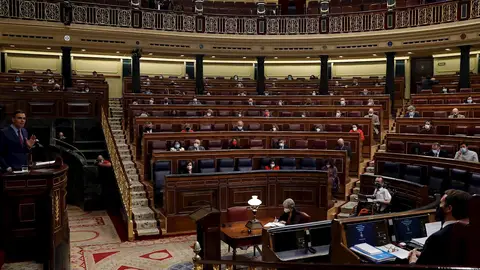El presidente del Gobierno, Pedro Sánchez, interviene ante el pleno del Congreso de los Diputados. El presidente del Gobierno, Pedro Sánchez, interviene ante el pleno del Congreso de los Diputados.
