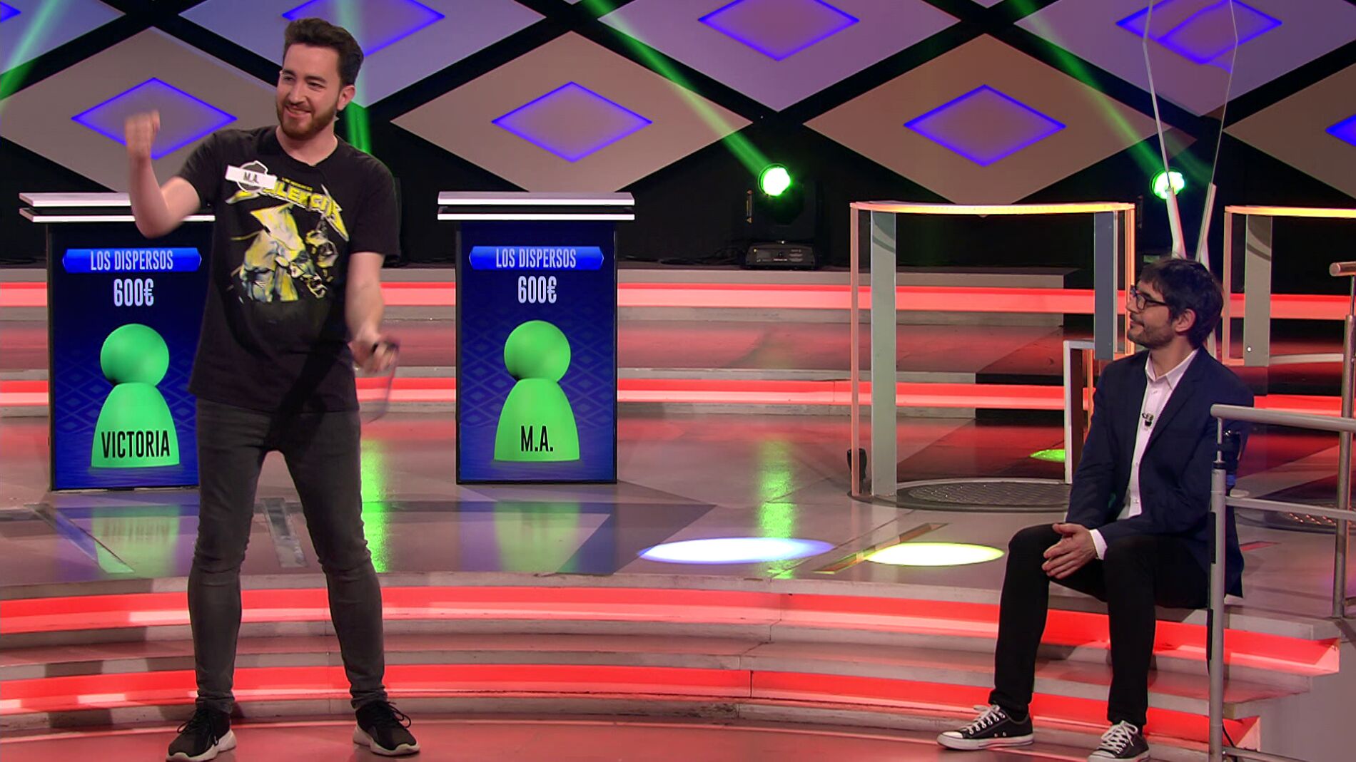 ¡Se mueve al ritmo de la música! ABBA consigue lo imposible con M. A.