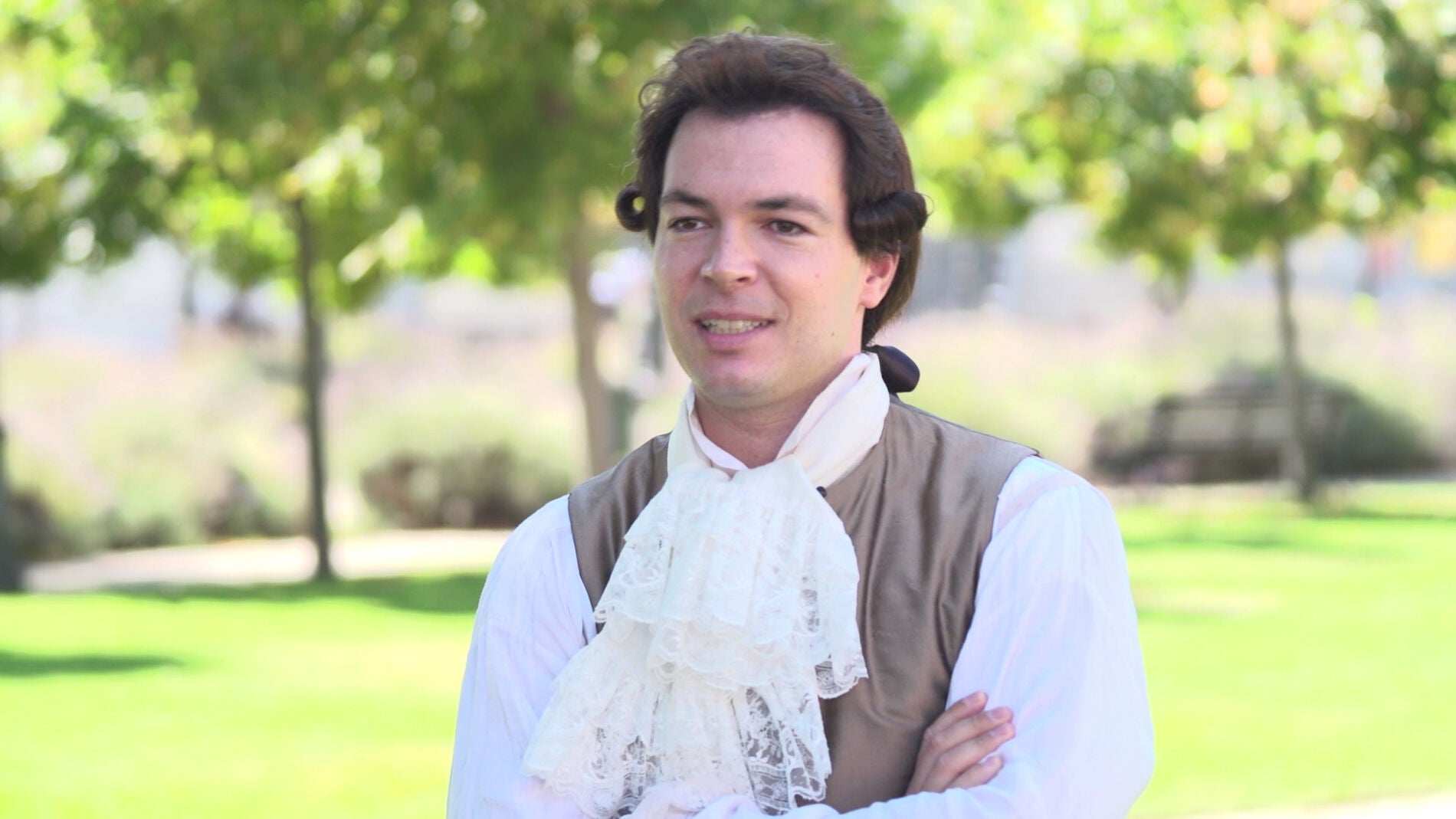 Carlos Serrano-Clark: "Ignacio Montes es un personaje muy enigm&aacute;tico"