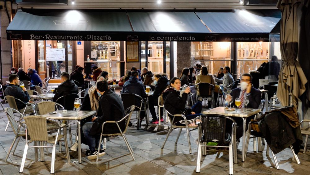 Imagen de una terraza este martes en Valladolid.