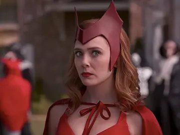 Elizabeth Olsen como Wanda Elizabeth Olsen como Wanda