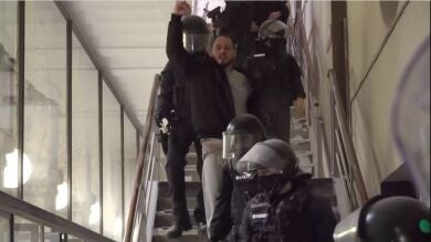 Así ha sido la detención del rapero Hasél en la Universidad de Lleida: 