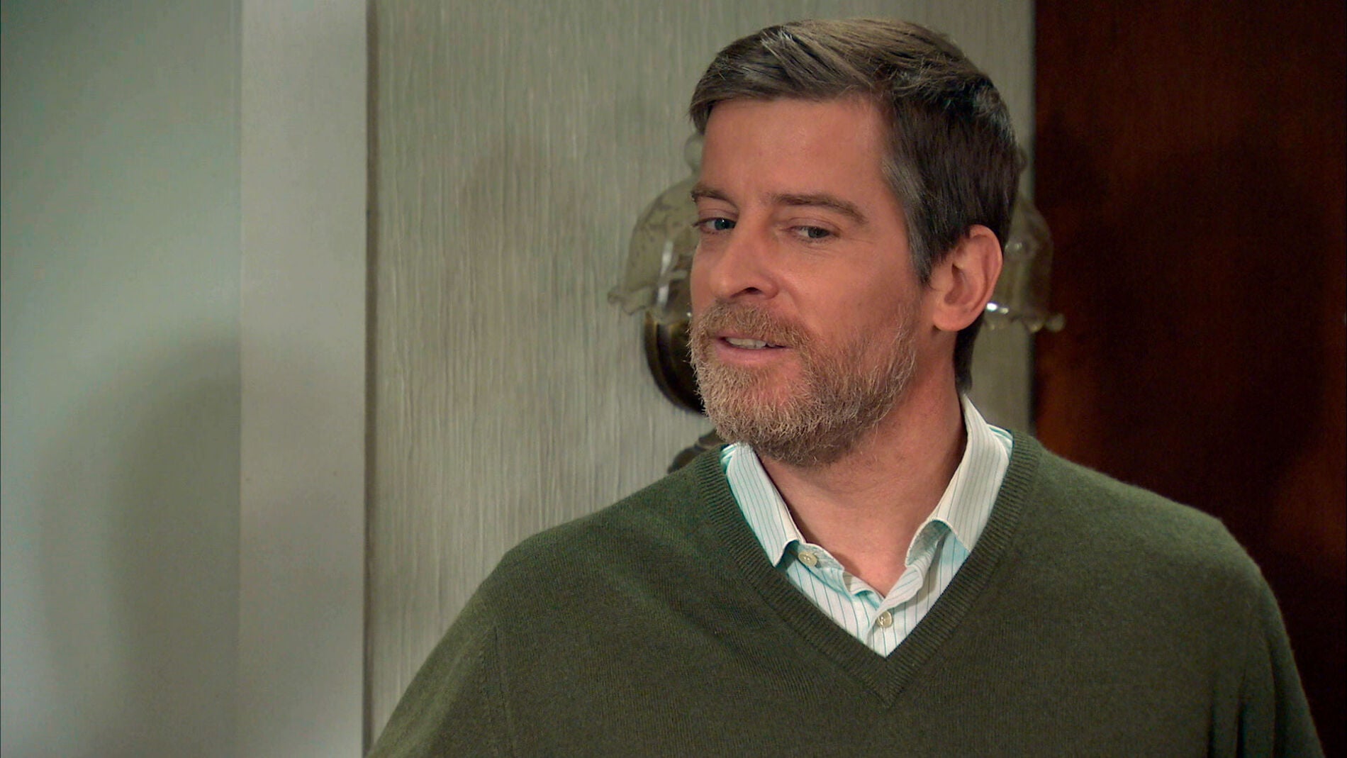 Marcelino se propone recuperar a Manuela con un emotivo recuerdo