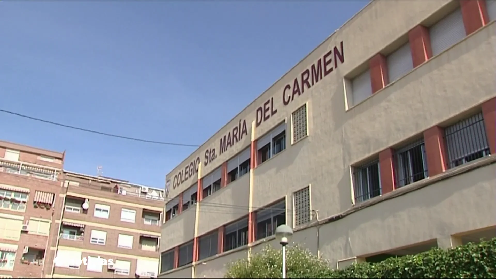 200 alumnos confinados por un brote de coronavirus en un colegio de Elda (Alicante)