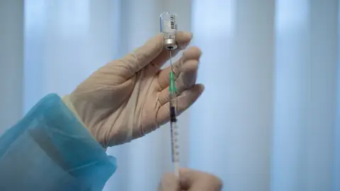 La inmunidad comienza a notarse en los centros sanitarios La inmunidad comienza a notarse en los centros sanitarios