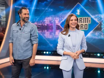 Disfruta de la entrevista completa a Michelle Jenner y Hugo Silva en 'El Hormiguero 3.0' Disfruta de la entrevista completa a Michelle Jenner y Hugo Silva en 'El Hormiguero 3.0'