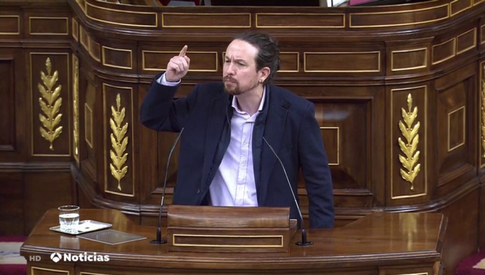 El ataque de Pablo Iglesias a los medios de comunicación desde la tribuna del parlamento