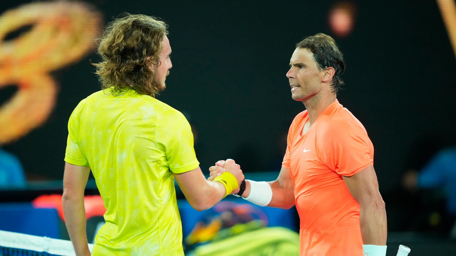 Rafa Nadal felicita a Stefanos Tsitsipas Rafa Nadal felicita a Stefanos Tsitsipas