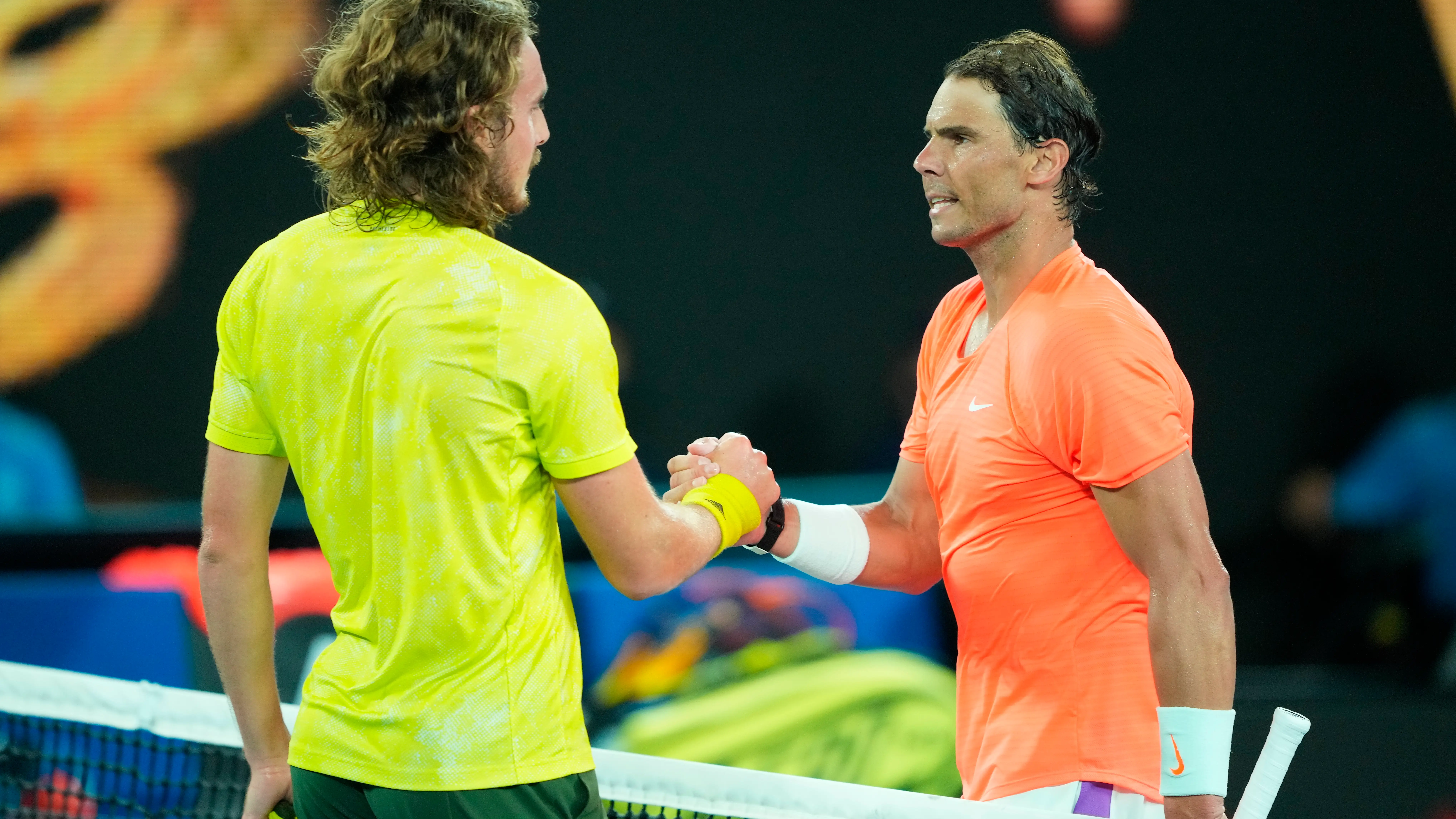Rafa Nadal felicita a Stefanos Tsitsipas Rafa Nadal felicita a Stefanos Tsitsipas