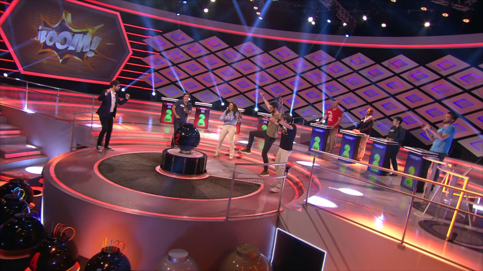 &iexcl;Con mucho ritmo! La divertida y alocada presentaci&oacute;n de &lsquo;Anacondas&rsquo; en &lsquo;&iexcl;Boom!&rsquo; 