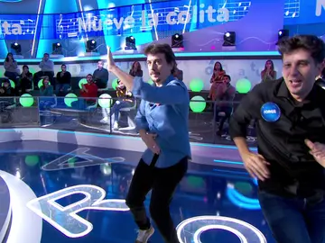 Jorge Luengo y Javier Veiga evitan el ridículo en ‘Pasapalabra’ moviendo la colita: “¡Están yendo a pillar!” Jorge Luengo y Javier Veiga evitan el ridículo en ‘Pasapalabra’ moviendo la colita: “¡Están yendo a pillar!”