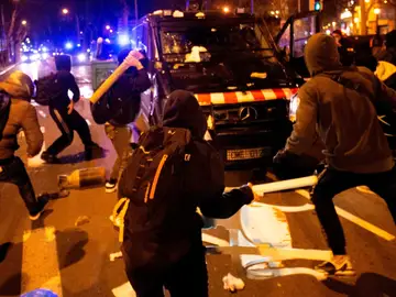 Disturbios en Tarragona contra la detención de Pablo Hasél. Disturbios en Tarragona contra la detención de Pablo Hasél.