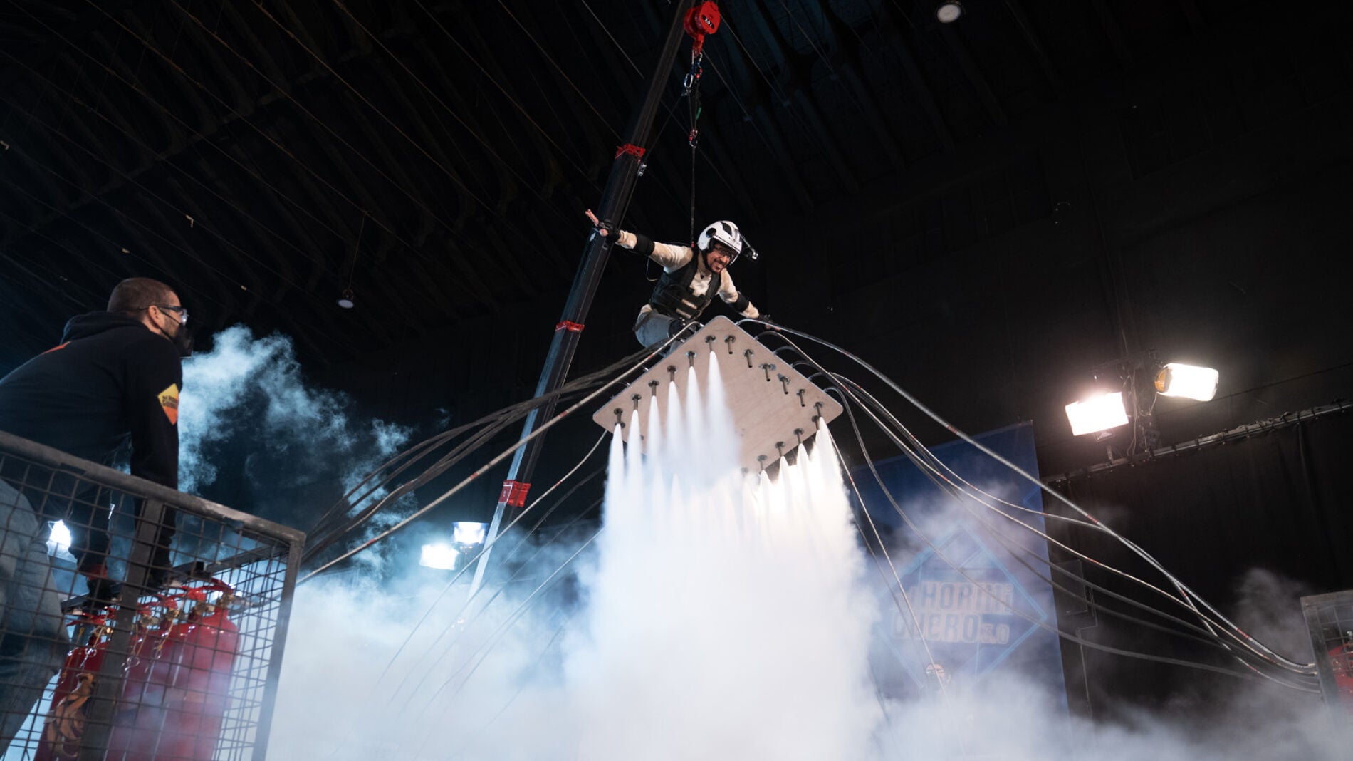 Marron toca el cielo de 'El Hormiguero 3.0' convirtiéndose en el cohete humano