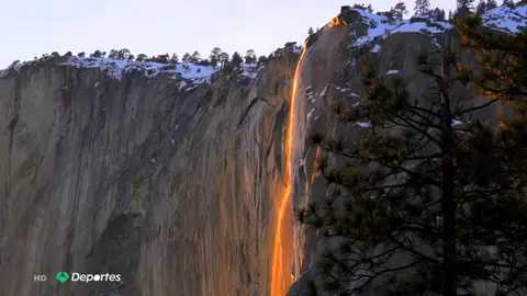 Cómo se produce la extraordinaria 'cascada de fuego' en el Parque de Yosemite Cómo se produce la extraordinaria 'cascada de fuego' en el Parque de Yosemite