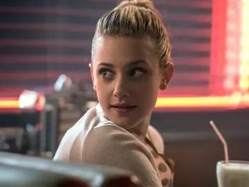 Lili Reinhart en 'Riverdale' Lili Reinhart en 'Riverdale'
