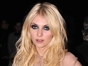 Taylor Momsen Taylor Momsen