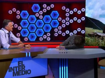 Jordi Évole sufre un ataque de cataplexia en pleno directo y explica lo sucedido: "Es una enfermedad jodida"