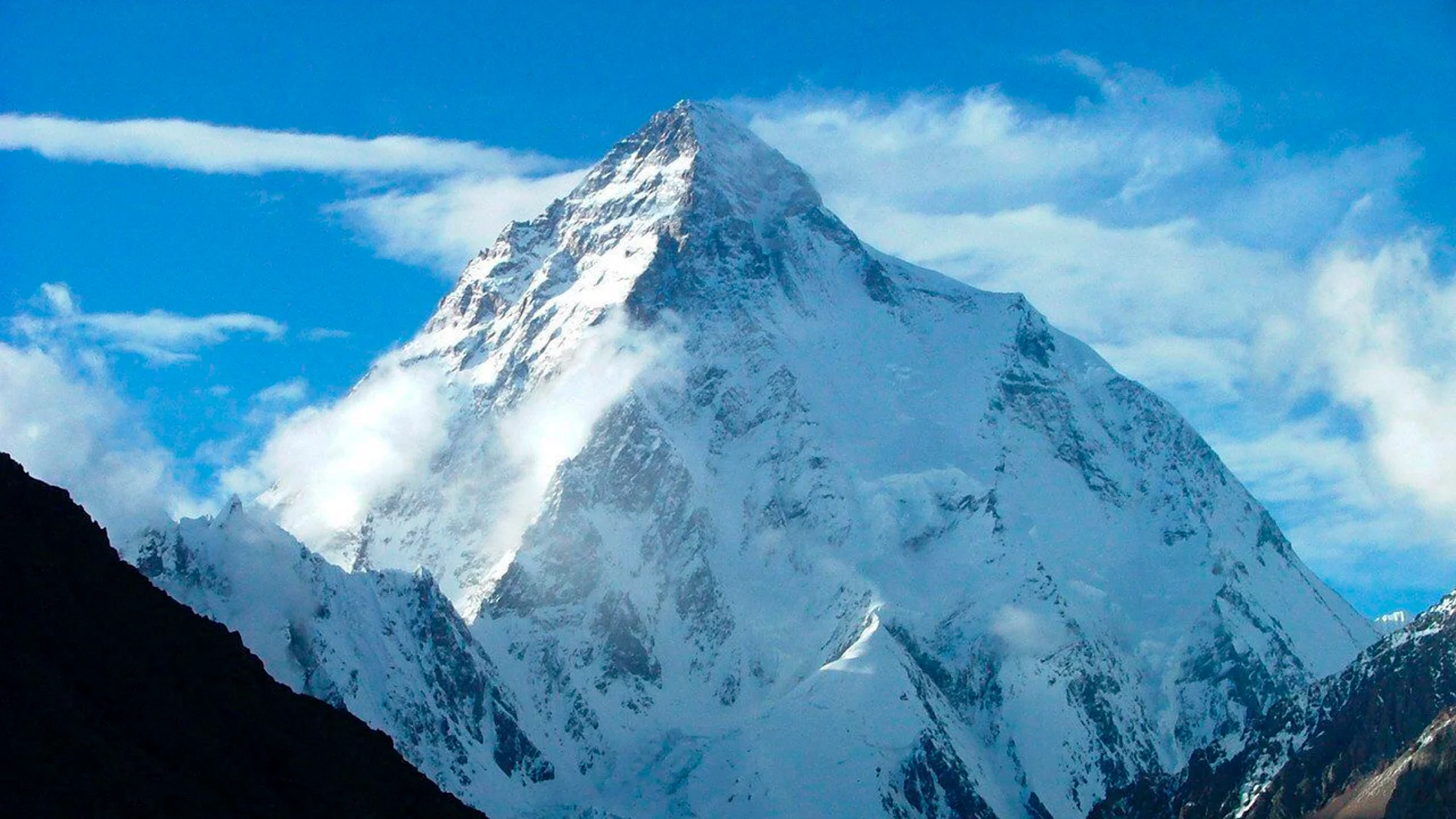 Pakistán da por muertos a los tres alpinistas desaparecidos en el K2 hace dos semanas Pakistán da por muertos a los tres alpinistas desaparecidos en el K2 hace dos semanas