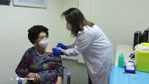 Comienza la vacunación masiva en España Comienza la vacunación masiva en España