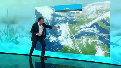 La previsión del tiempo hoy: Chubascos tormentosos en el interior de Galicia y Pirineos La previsión del tiempo hoy: Chubascos tormentosos en el interior de Galicia y Pirineos