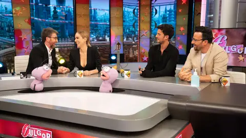 Pablo Motos y Kirá Miró contra Jorge Brazález y Pablo Puyol, duelo de canciones con 'Fulgor' Pablo Motos y Kirá Miró contra Jorge Brazález y Pablo Puyol, duelo de canciones con 'Fulgor'