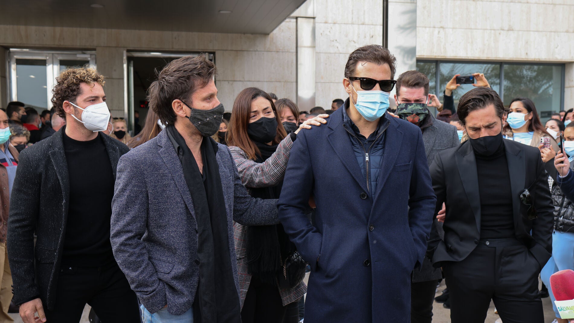 El hermano de Álex Casademunt y sus compañeros de OT