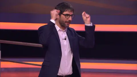 ¡Entre risas y confusiones! Las ‘Huelvilla’ vuelven loco a Juanra Bonet en ‘¡Boom!’ ¡Entre risas y confusiones! Las ‘Huelvilla’ vuelven loco a Juanra Bonet en ‘¡Boom!’