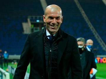Zidane confía en luchar la Liga pese a un posible pinchazo en el derbi