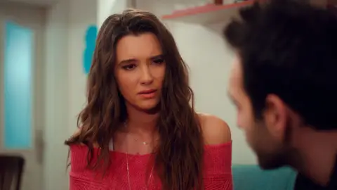 Demir y Candan, un amor cada vez más latente 'Mi hija'