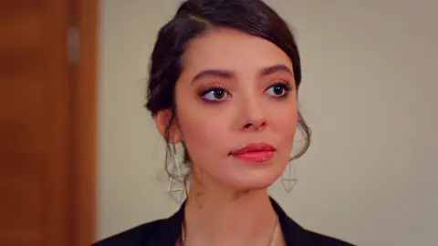 Un duro golpe para Demir: Asu gana en los juzgados 'Mi hija'