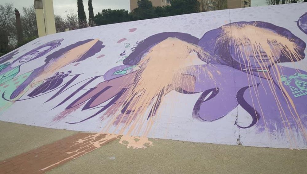 Vandalizan un mural feminista en Alcalá de Henares en Madrid 24 horas antes del 8M