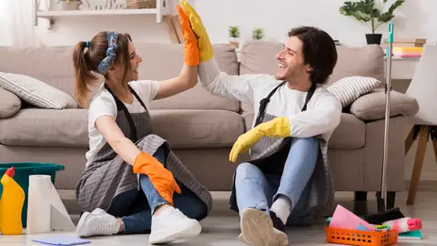 Pareja tras limpieza Pareja tras limpieza