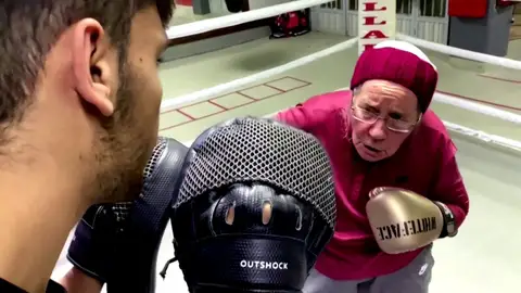 Nancy Van Der Stracten, la abuela de 75 años que boxea para combatir el Parkinson que padece Nancy Van Der Stracten, la abuela de 75 años que boxea para combatir el Parkinson que padece