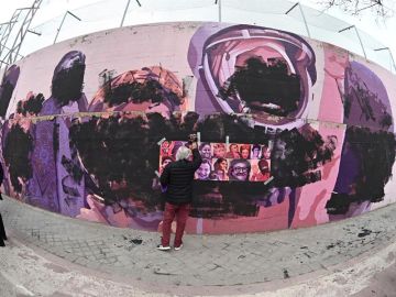 Mural feminista de Ciudad Lineal, en Madrid, vandalizado.